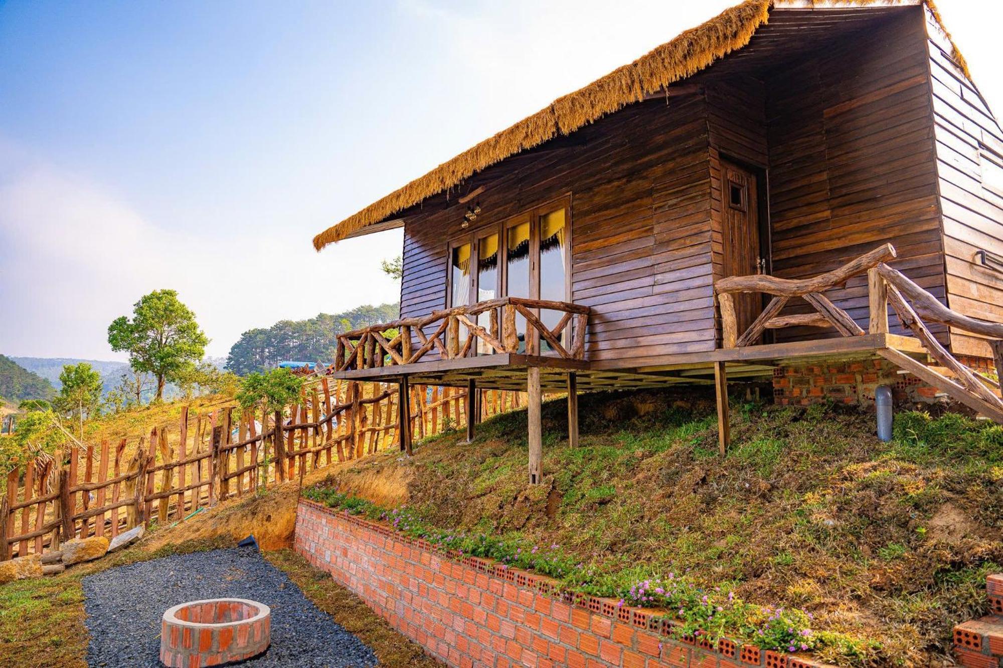 Nha Trong Ban - Homestay Mang Den Kon Von Kla Luaran gambar