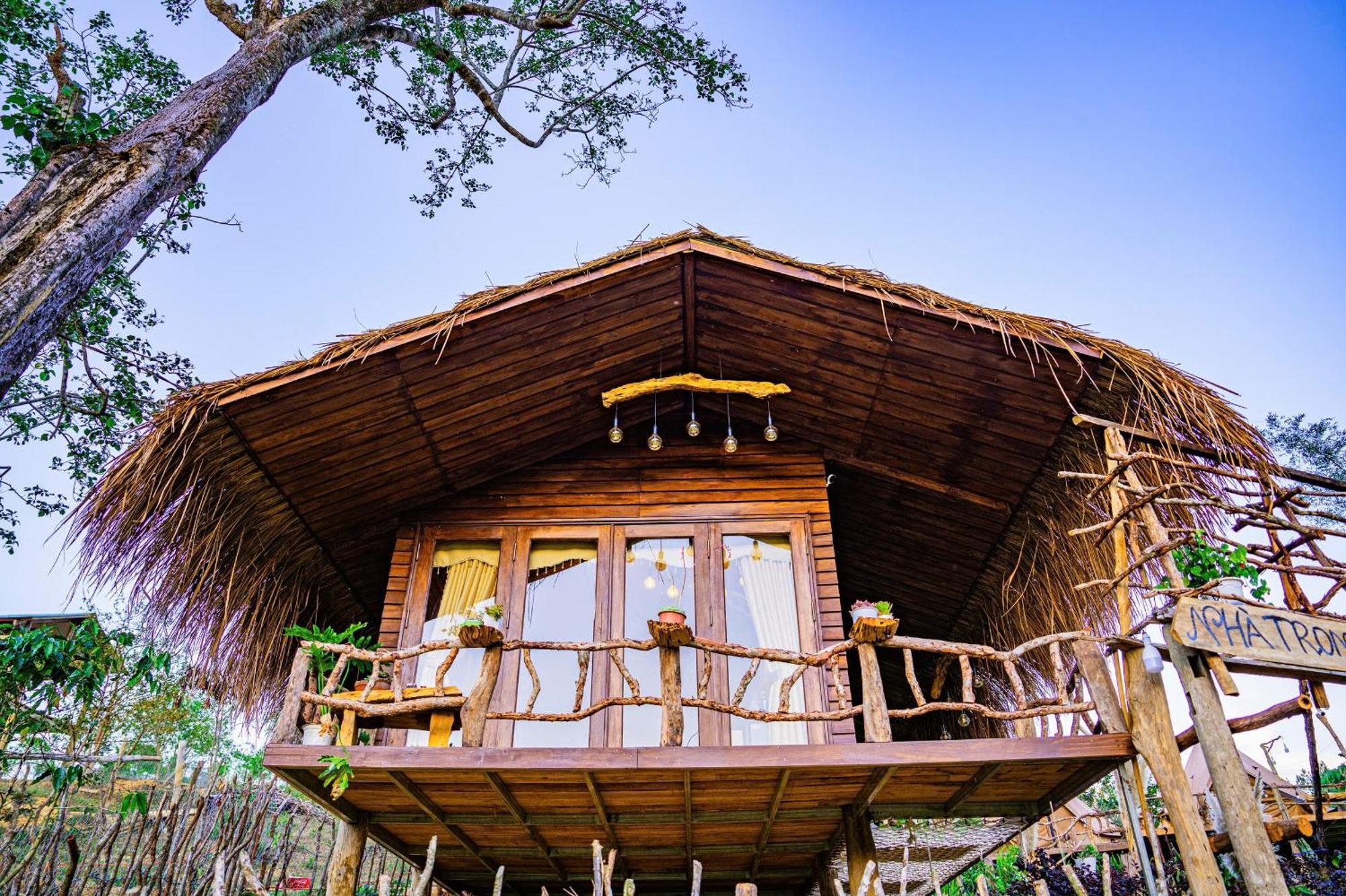 Nha Trong Ban - Homestay Mang Den Kon Von Kla Luaran gambar