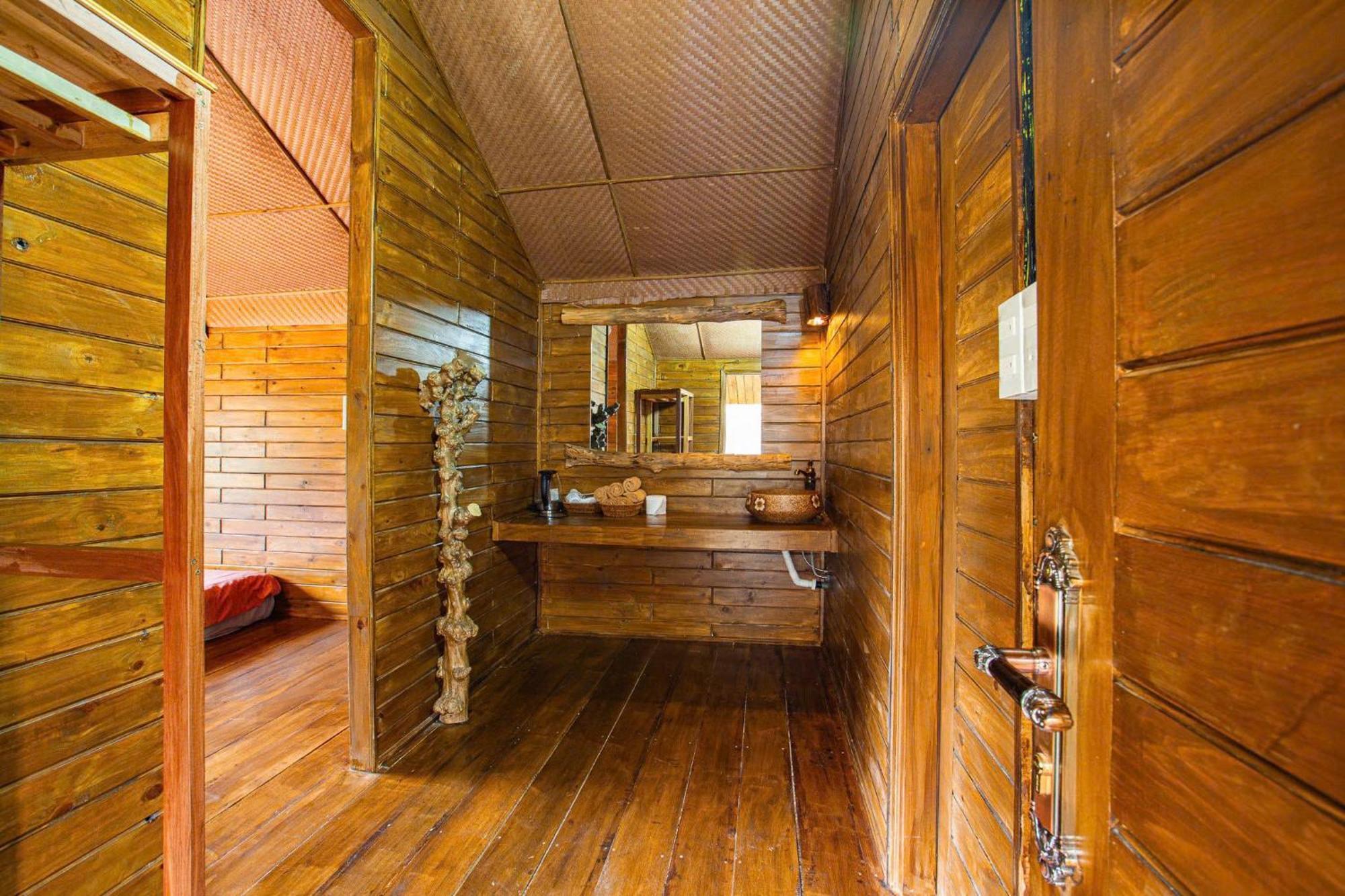 Nha Trong Ban - Homestay Mang Den Kon Von Kla Luaran gambar